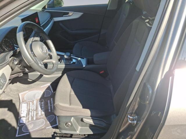 Audi A4 image 2