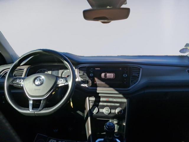Volkswagen T-Roc image 5