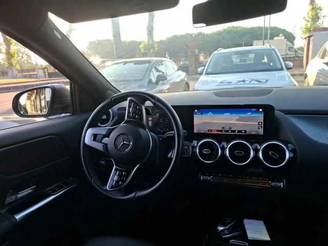 Mercedes Benz Gla image 3
