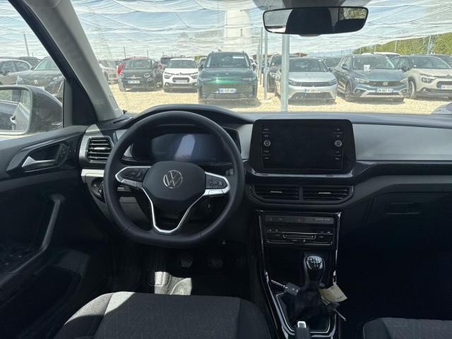 Volkswagen T-Cross image 1