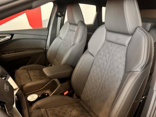 Audi Q4 E-Tron image 6