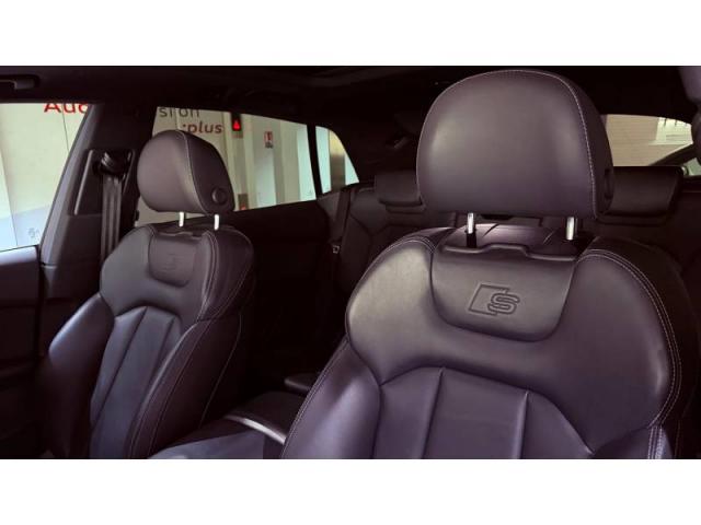 Audi Q8 image 1