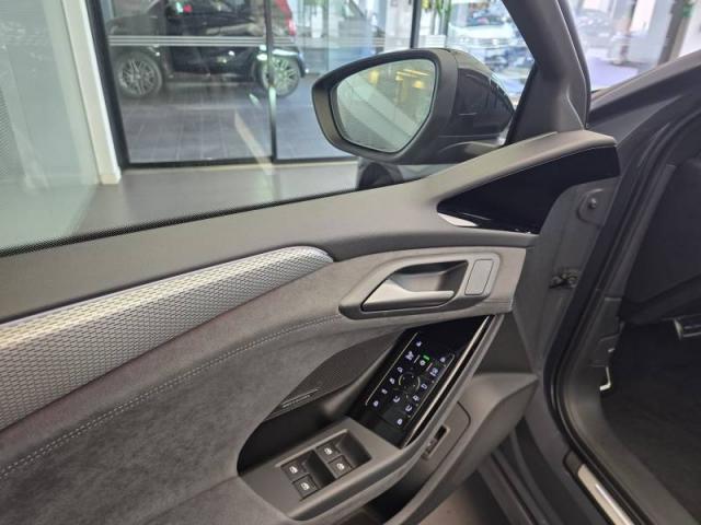 Audi E-Tron image 9