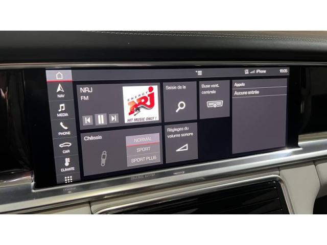Porsche Panamera image 3