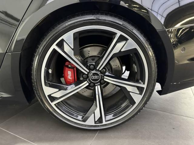 Audi Rs4 Avant image 3