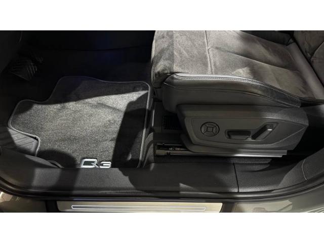 Audi Q3 image 2