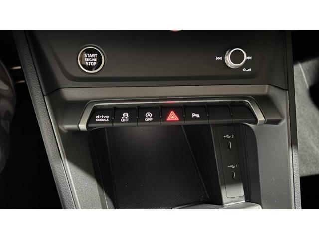 Audi Q3 image 4