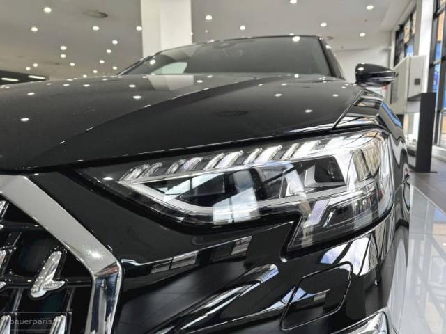 Audi A8 image 3
