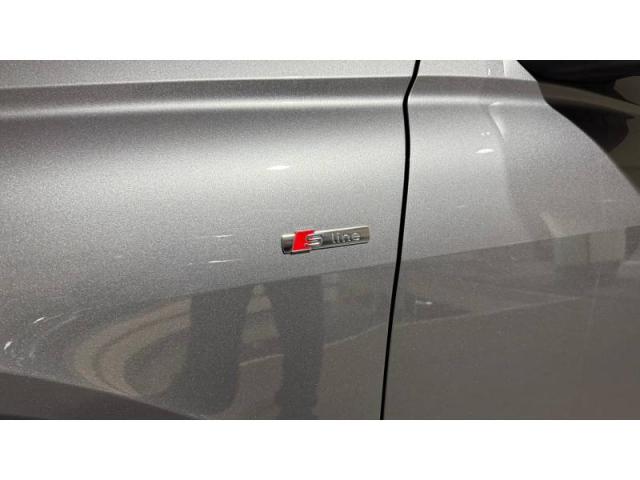 Audi Q4 E-Tron image 9