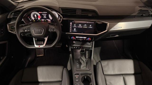 Audi Q3 image 2