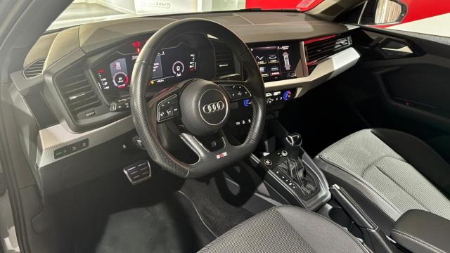 Audi A1 Sportback image 1