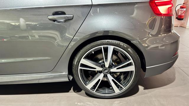 Audi Rs3 Sportback image 8
