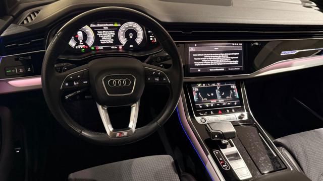 Audi Q7 image 3