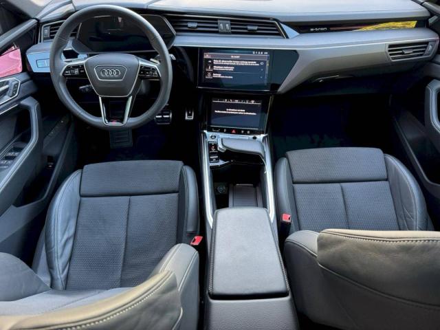 Audi E-Tron image 3