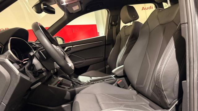 Audi Q3 image 8
