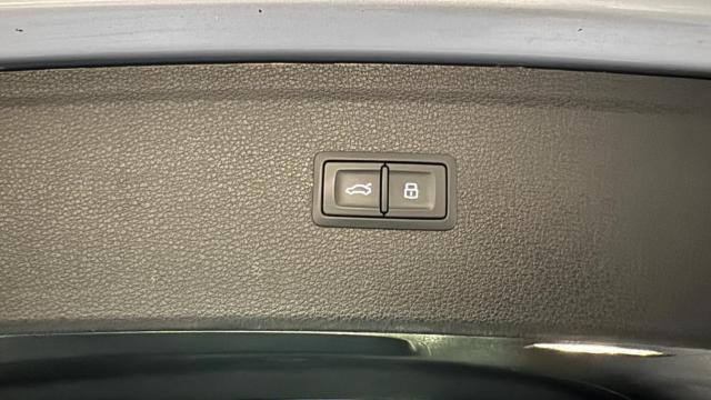 Audi Q5 image 2