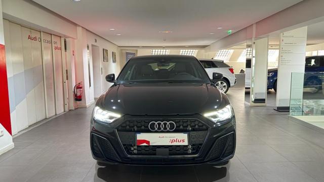 Audi A1 Sportback image 1