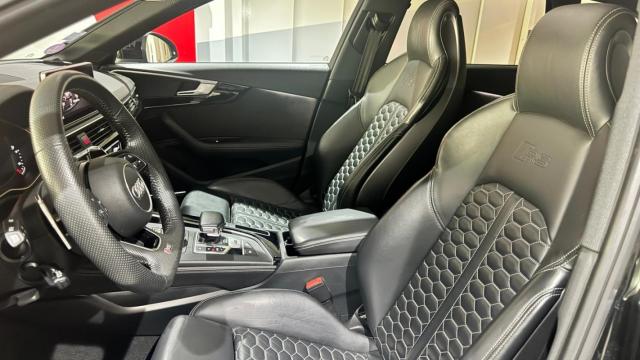 Audi Rs4 Avant image 9