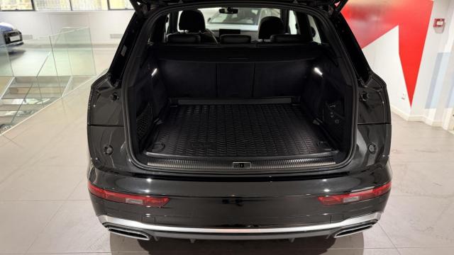 Audi Q5 image 1