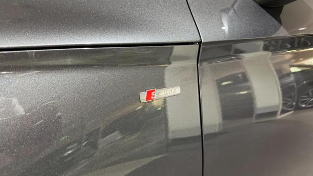 Audi Q5 image 6