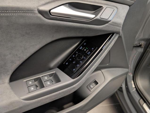 Audi Q6 E-Tron image 9