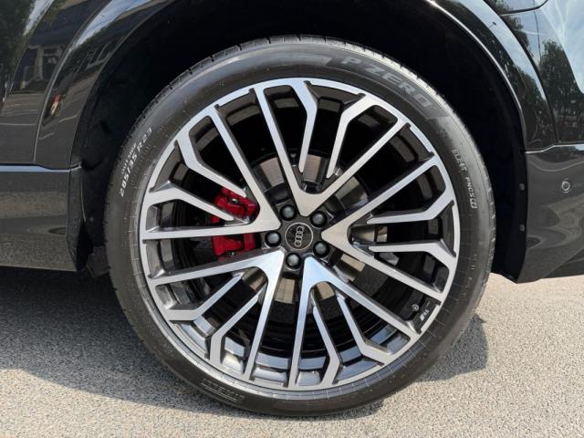 Audi Q8 image 1