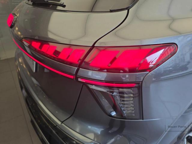 Audi Q3 image 2