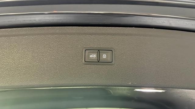 Audi Q5 image 2