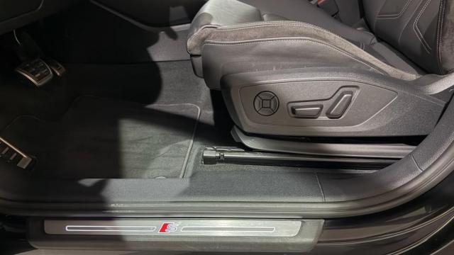 Audi Q3 image 2