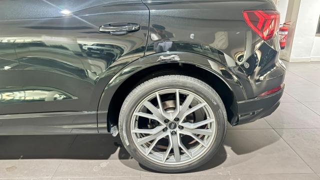 Audi Q3 image 7