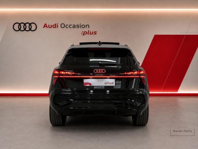 Audi Q3 image 2