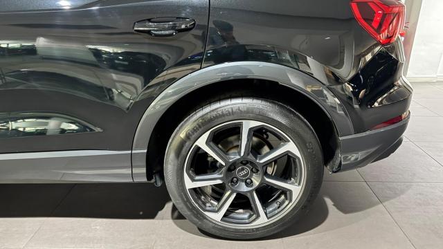 Audi Q3 image 7