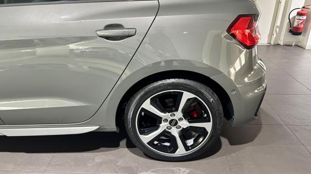 Audi A1 Sportback image 2