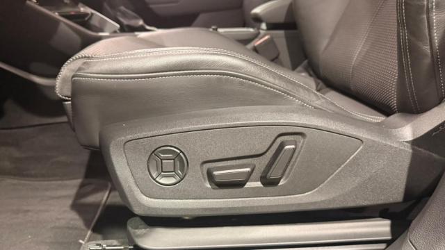 Audi Q3 image 2