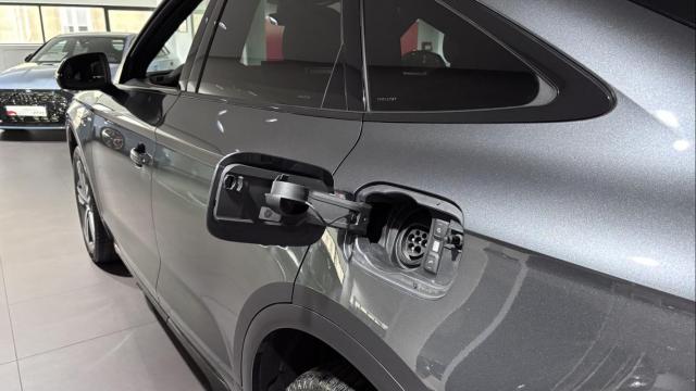 Audi Q5 Sportback image 8