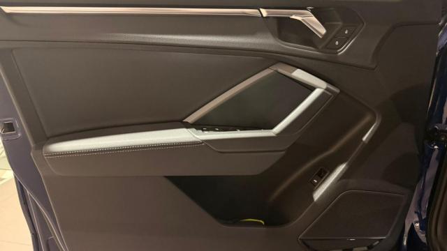 Audi Q3 image 4