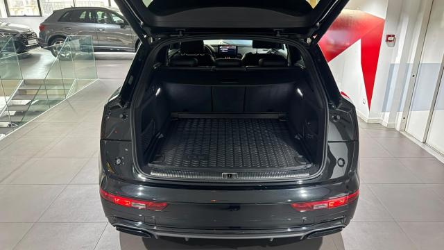Audi Q5 image 2