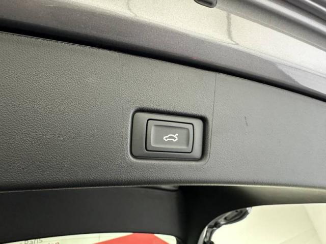 Audi Q4 E-Tron image 1