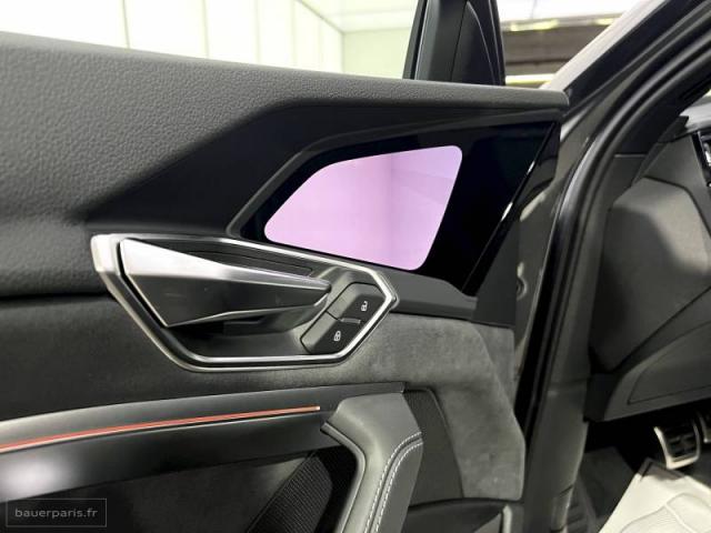 Audi E-Tron image 2