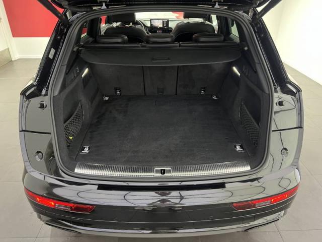 Audi Q5 image 2