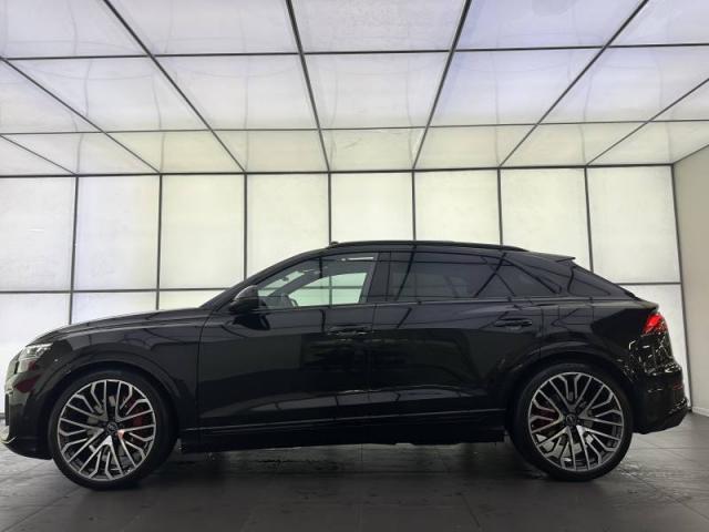 Audi Q8 image 4