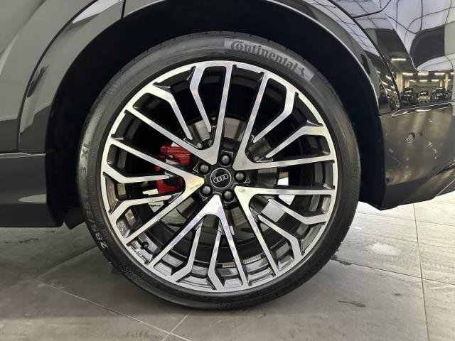 Audi Q8 image 1