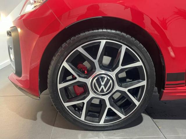 Volkswagen Up! image 4