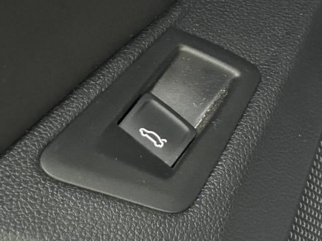 Volkswagen T-Roc image 4