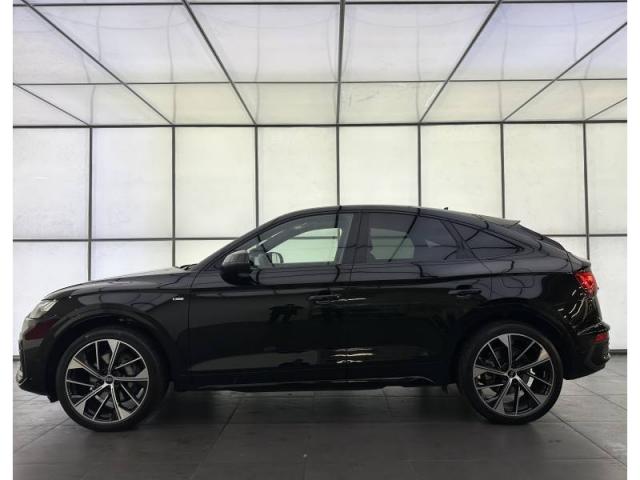 Audi Q5 Sportback image 1