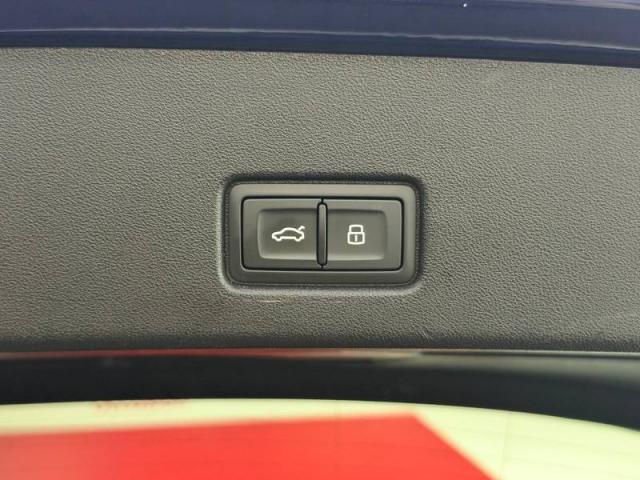 Audi Q4 E-Tron image 6