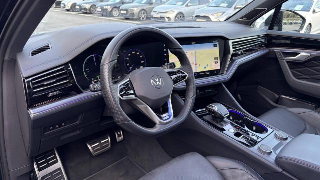 Volkswagen Touareg image 6