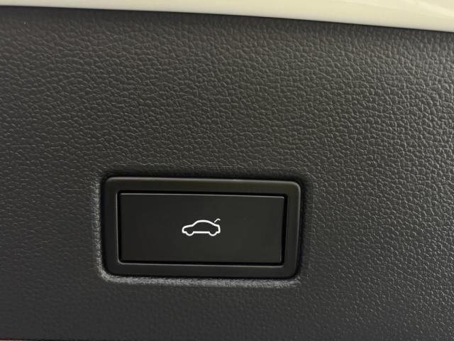 Volkswagen T-Roc image 9