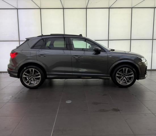 Audi Q3 image 4