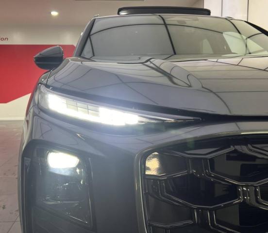 Audi Q3 image 9